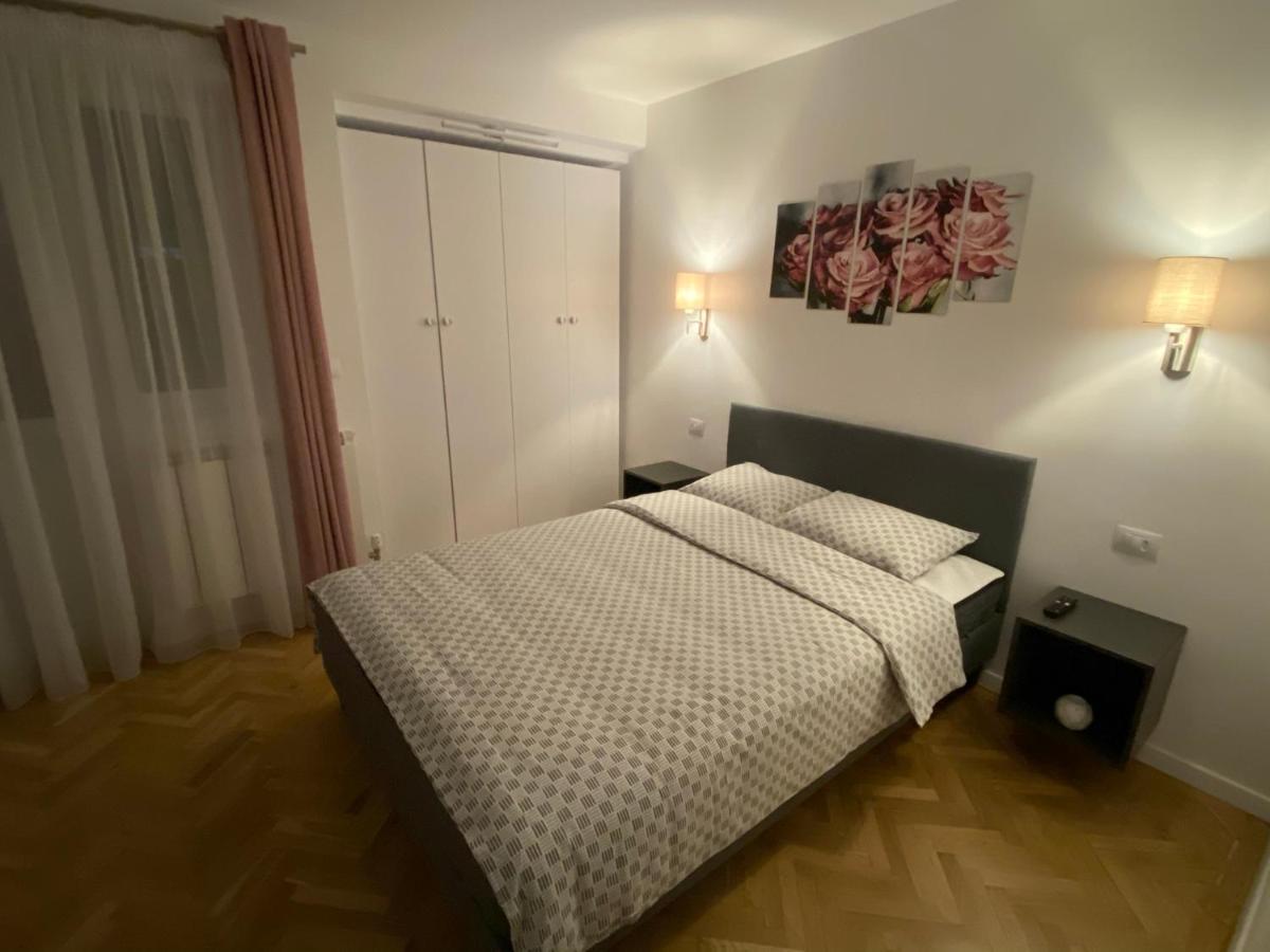 Апартаменти Center Loft Бузеу Екстер'єр фото